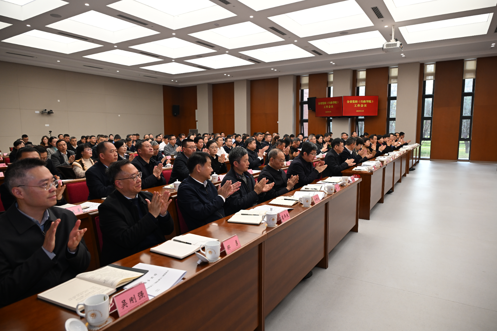 1765423256636.png 1765415200836.png